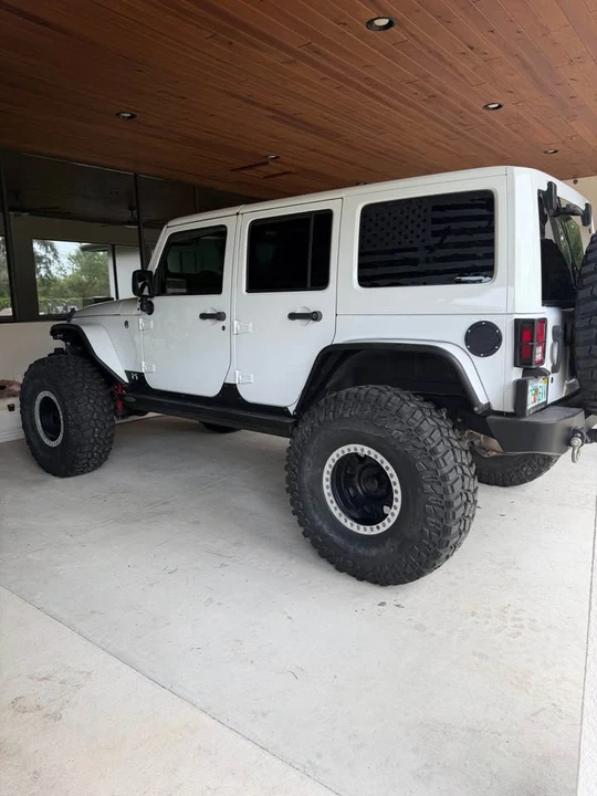 2017 Jeep JK Wrangler - Image 9 of 11