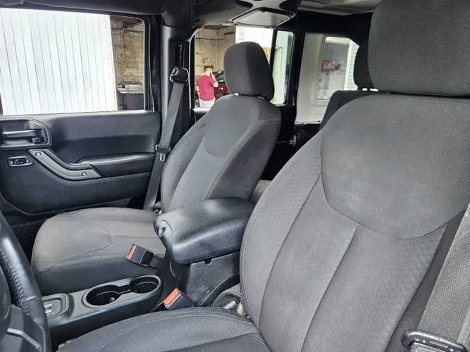 2017 Jeep JK Wrangler - Image 8 of 13
