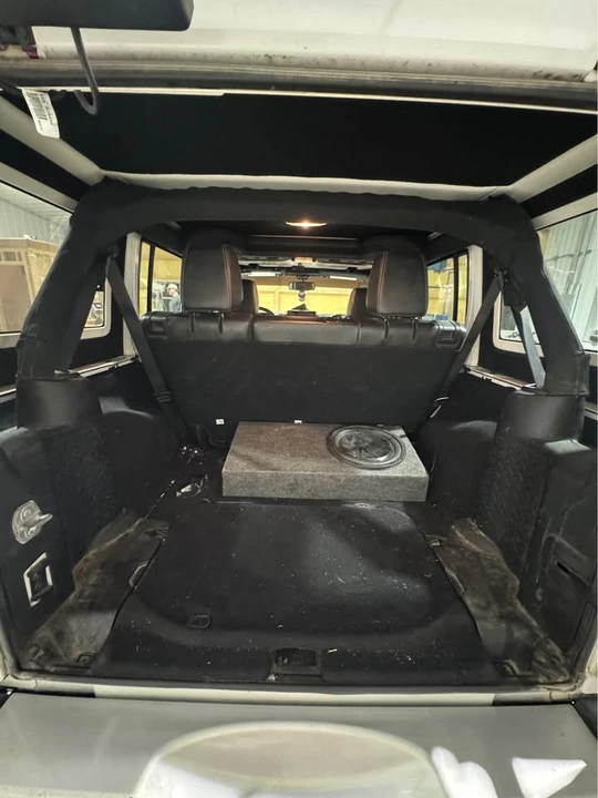 2017 Jeep JK Wrangler - Image 7 of 7