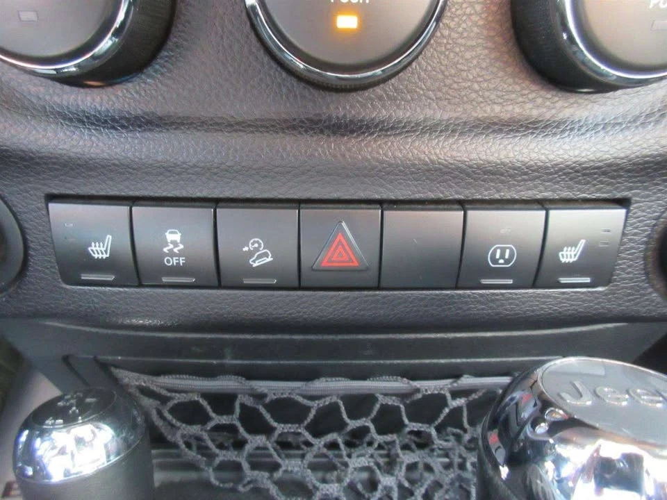 2017 Jeep JK Wrangler - Image 6 of 10