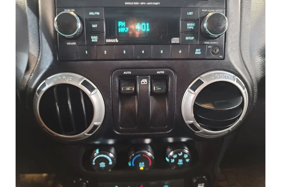 2017 Jeep JK Wrangler - Image 13 of 19