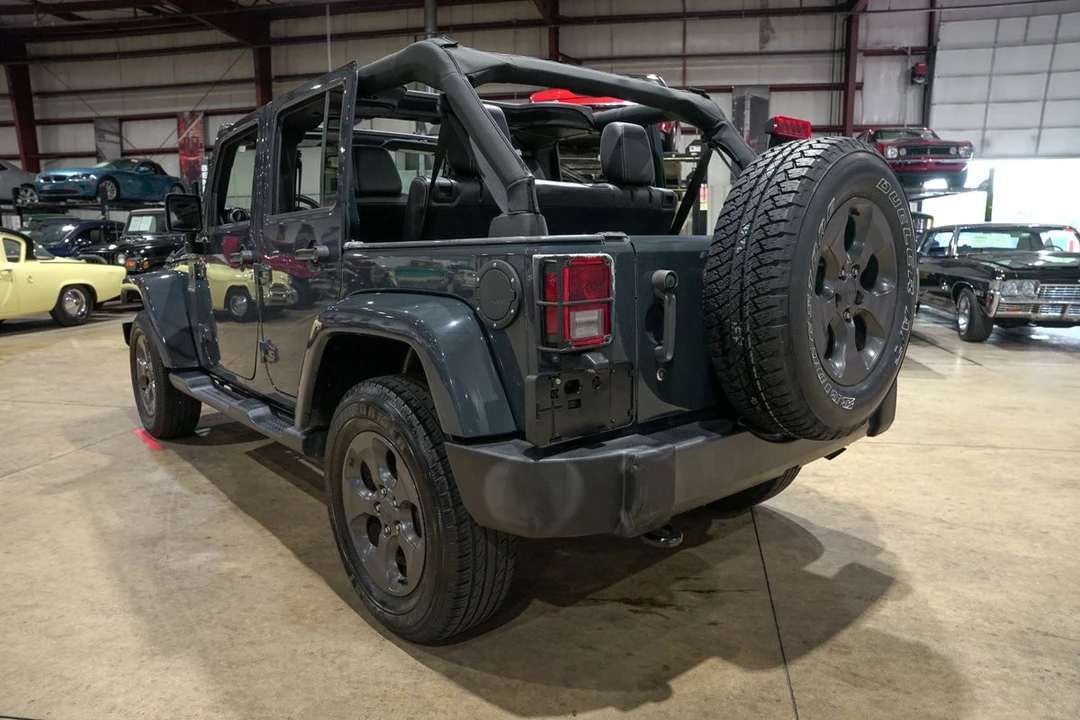 2017 Jeep JK Wrangler - Image 6 of 31