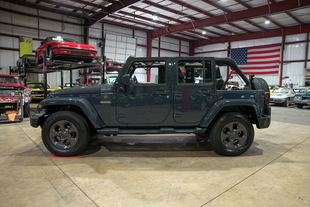 2017 Jeep JK Wrangler - Image 4 of 31