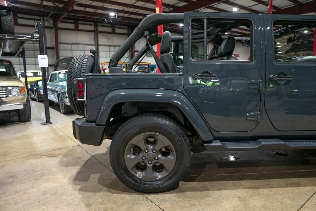 2017 Jeep JK Wrangler - Image 9 of 31