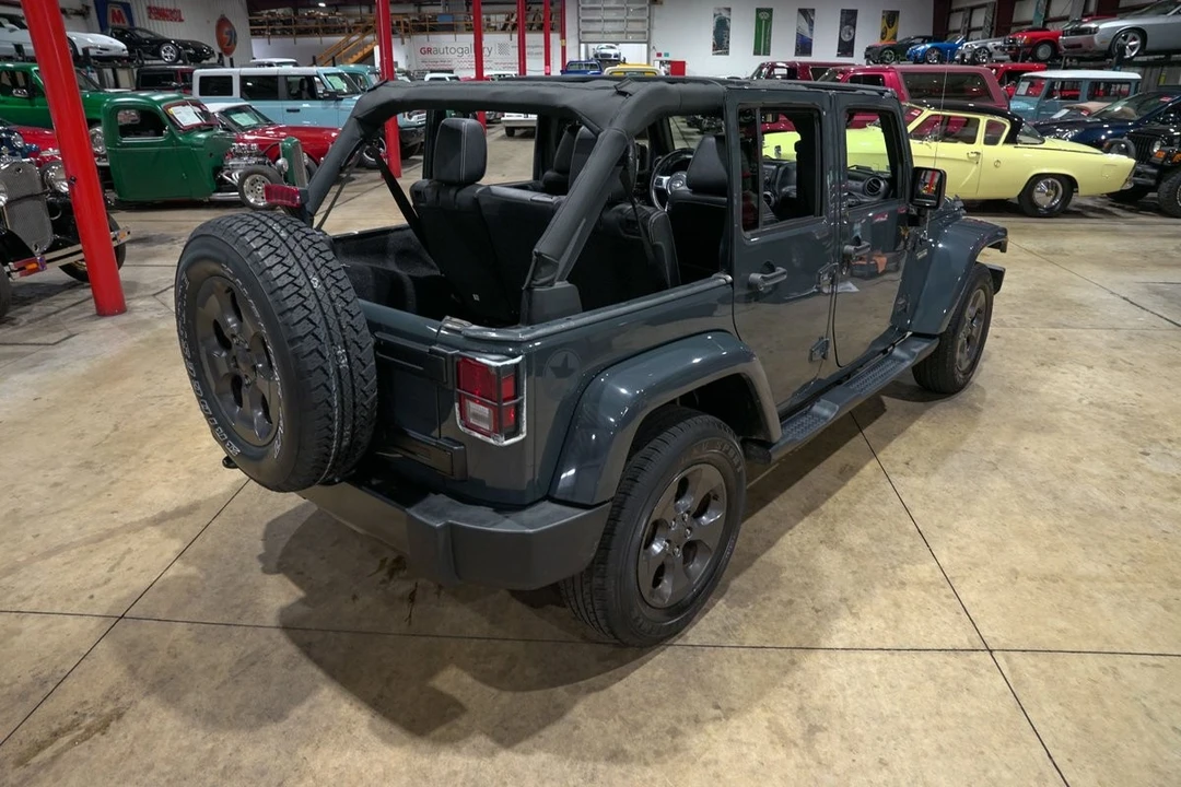 2017 Jeep JK Wrangler - Image 17 of 31