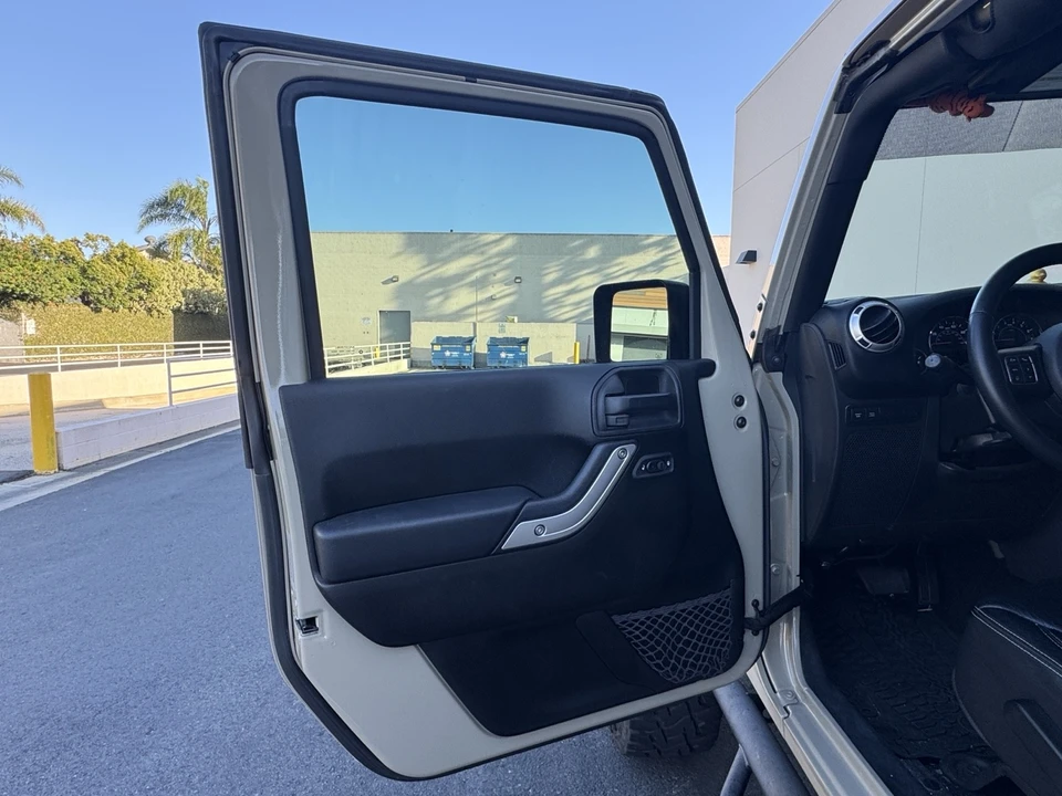 2017 Jeep JK Wrangler - Image 16 of 21