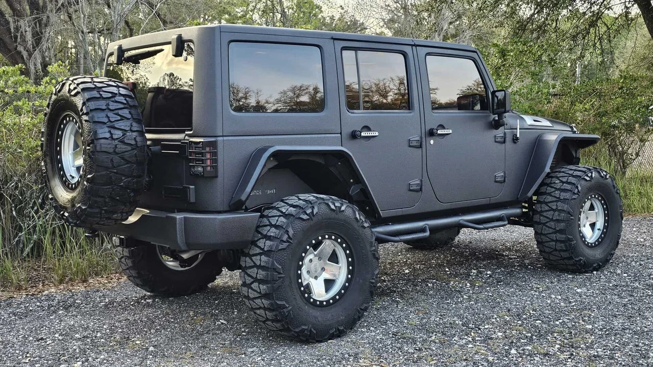 2017 Jeep JK Wrangler - Image 7 of 21