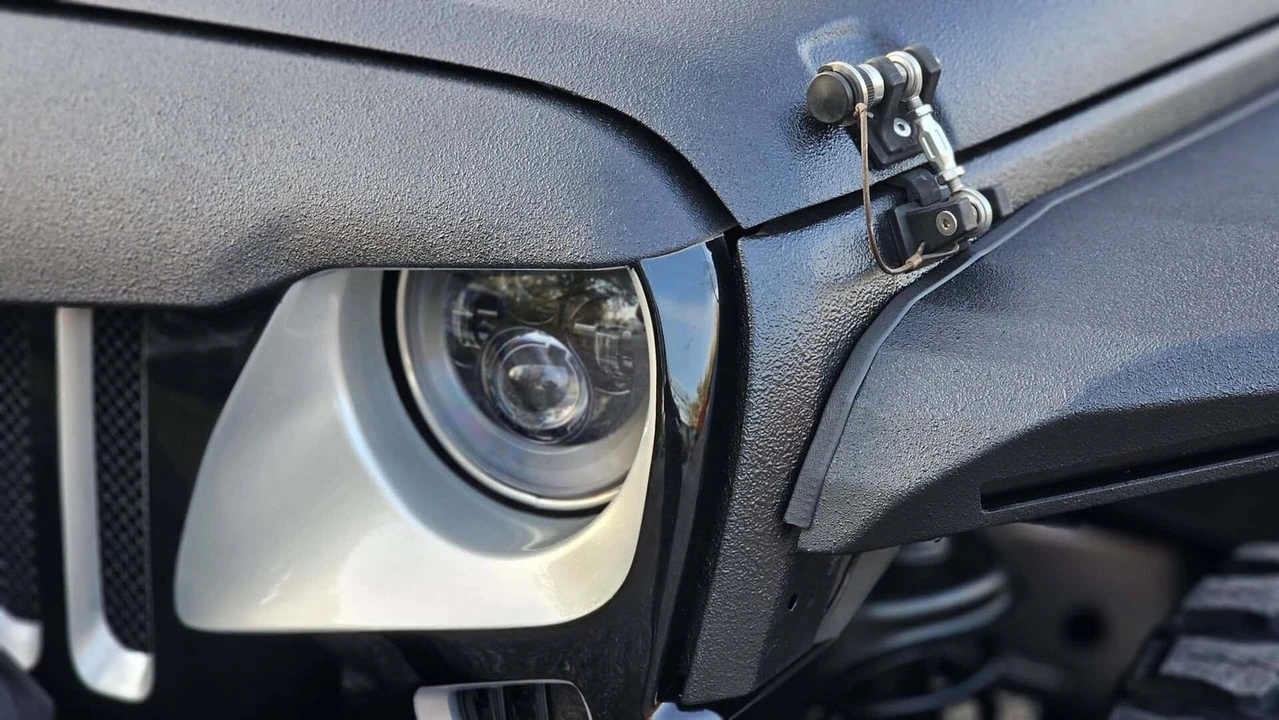 2017 Jeep JK Wrangler - Image 15 of 21