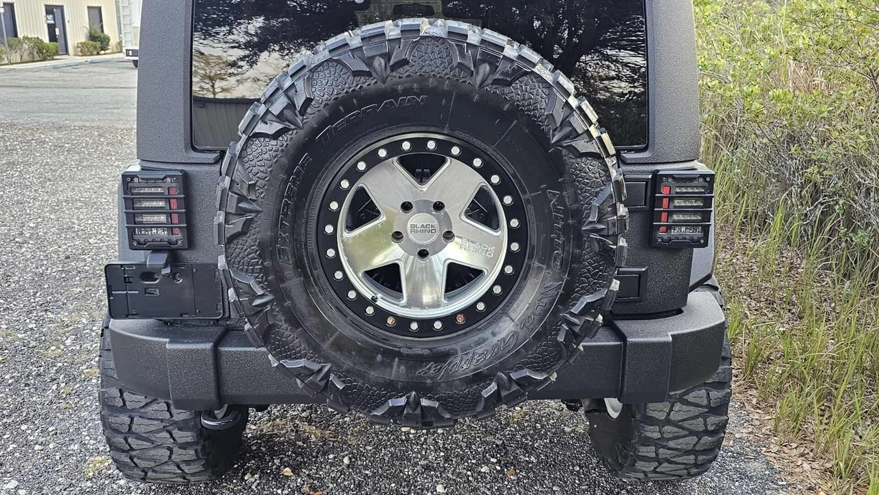 2017 Jeep JK Wrangler - Image 5 of 21
