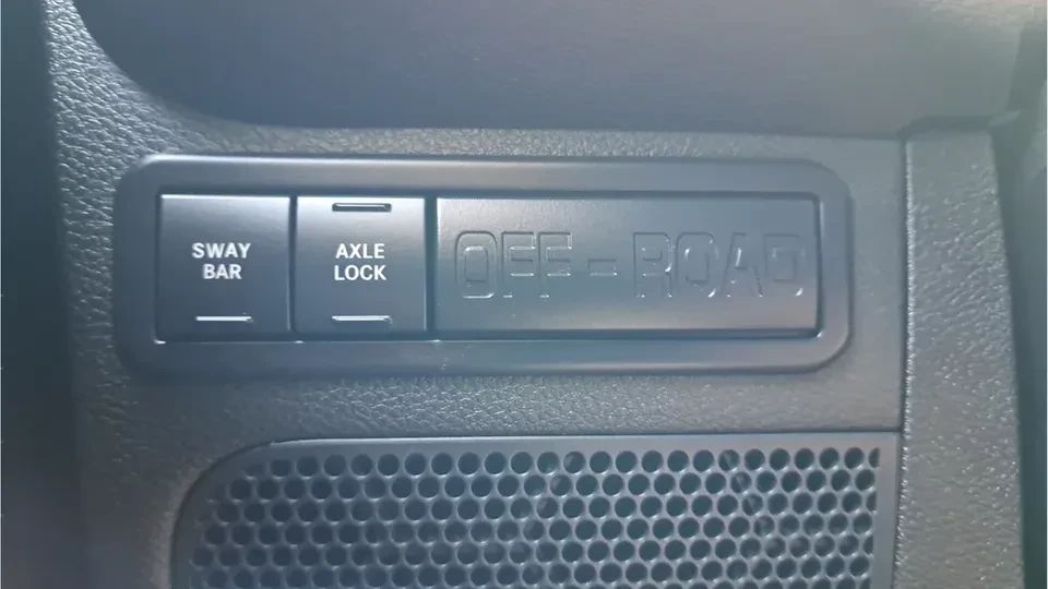 2017 Jeep JK Wrangler - Image 7 of 17