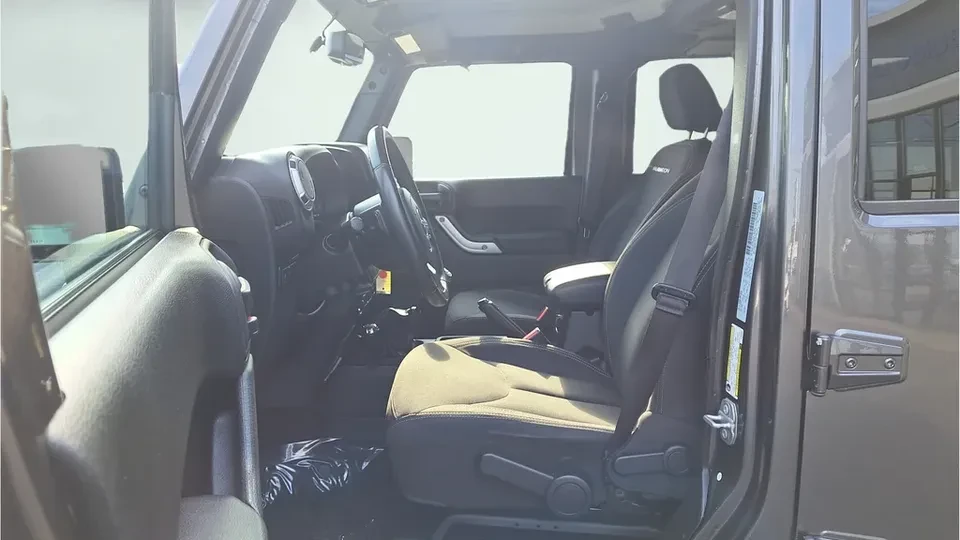 2017 Jeep JK Wrangler - Image 15 of 17