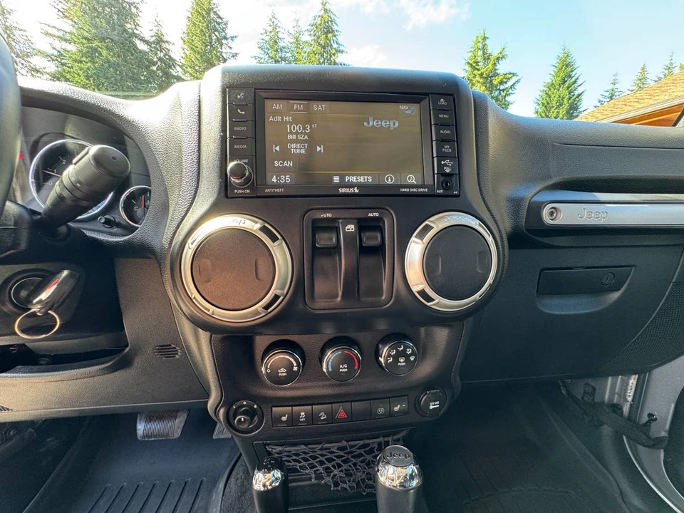 2017 Jeep JK Wrangler - Image 10 of 23