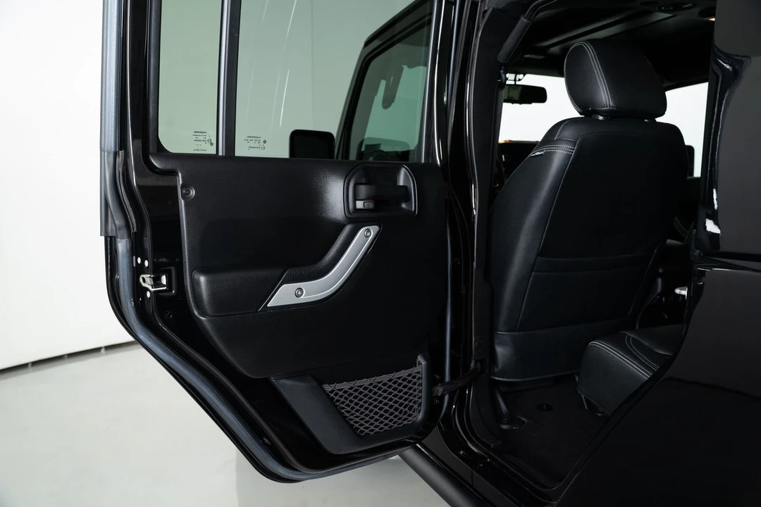 2017 Jeep JK Wrangler - Image 23 of 31