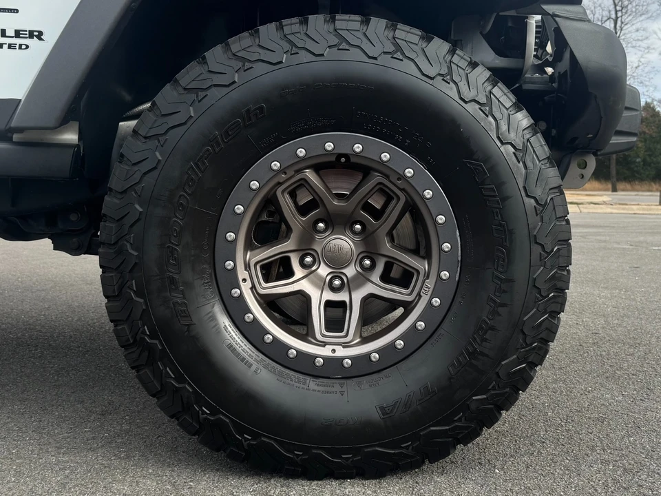 2017 Jeep JK Wrangler - Image 11 of 12