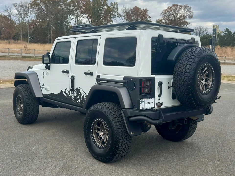 2017 Jeep JK Wrangler - Image 4 of 12