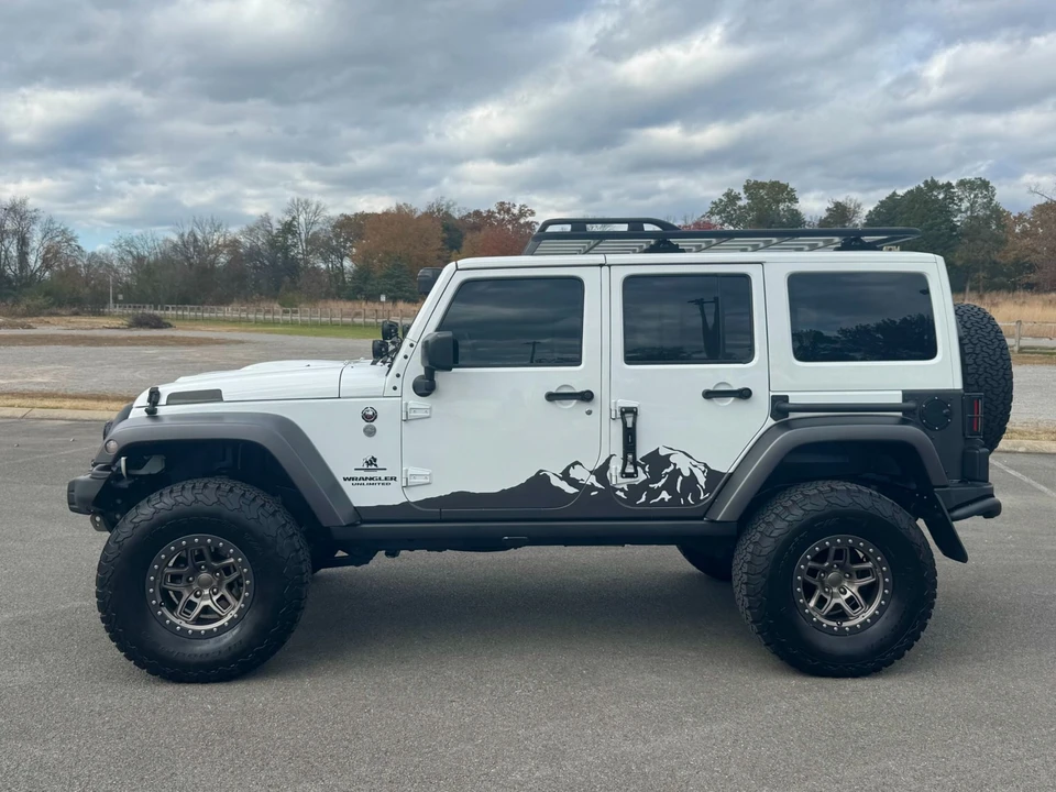 2017 Jeep JK Wrangler - Image 8 of 12
