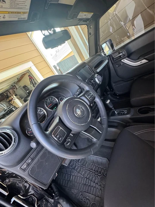 2017 Jeep JK Wrangler - Image 8 of 11