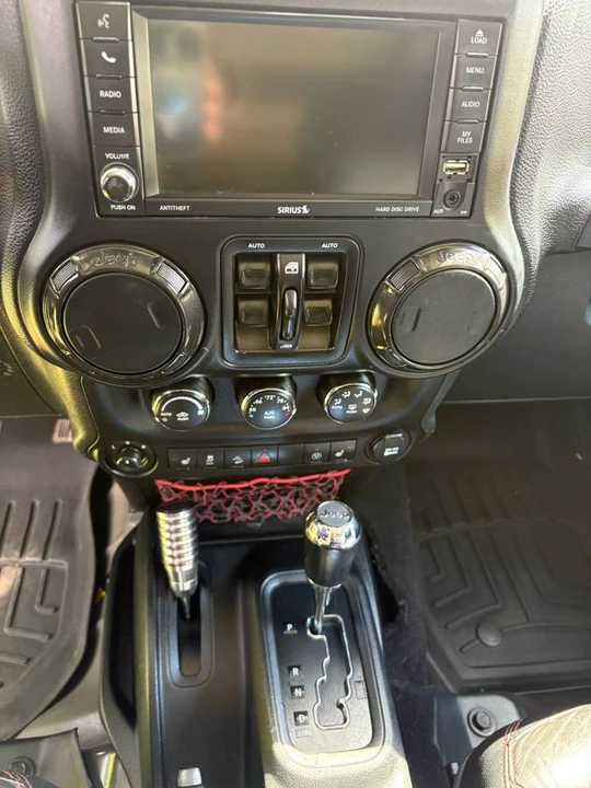 2017 Jeep JK Wrangler - Image 15 of 17
