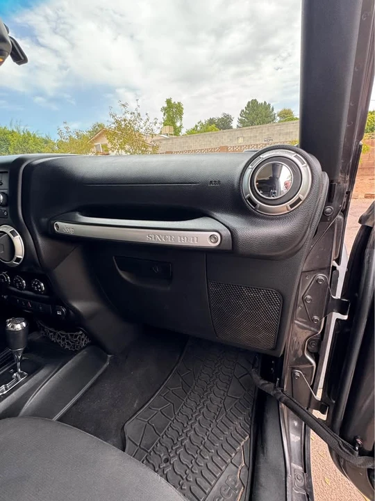 2017 Jeep JK Wrangler - Image 13 of 18