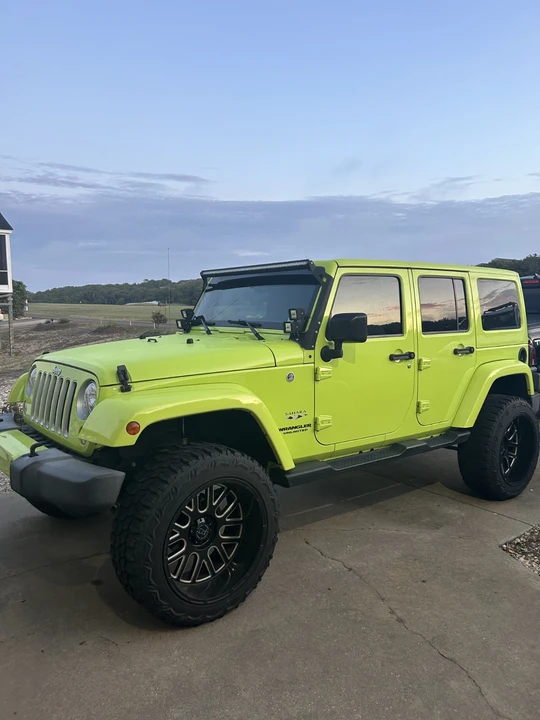 2017 Jeep JK Wrangler - Image 2 of 28