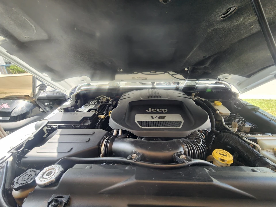 2017 Jeep JK Wrangler - Image 17 of 18