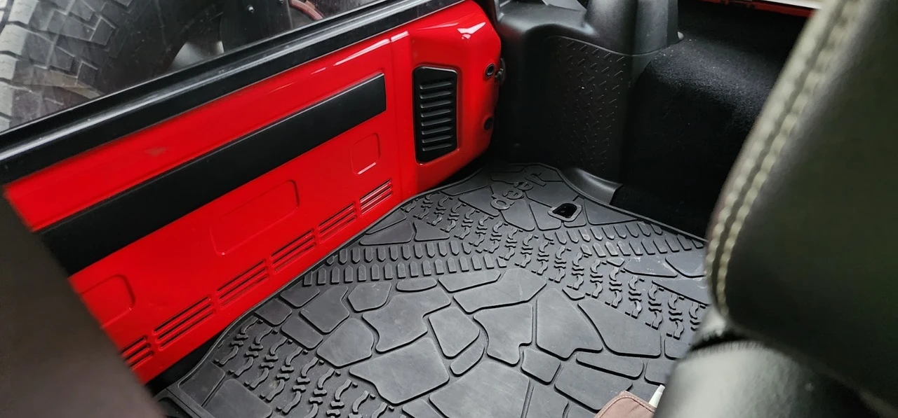 2017 Jeep JK Wrangler - Image 9 of 31