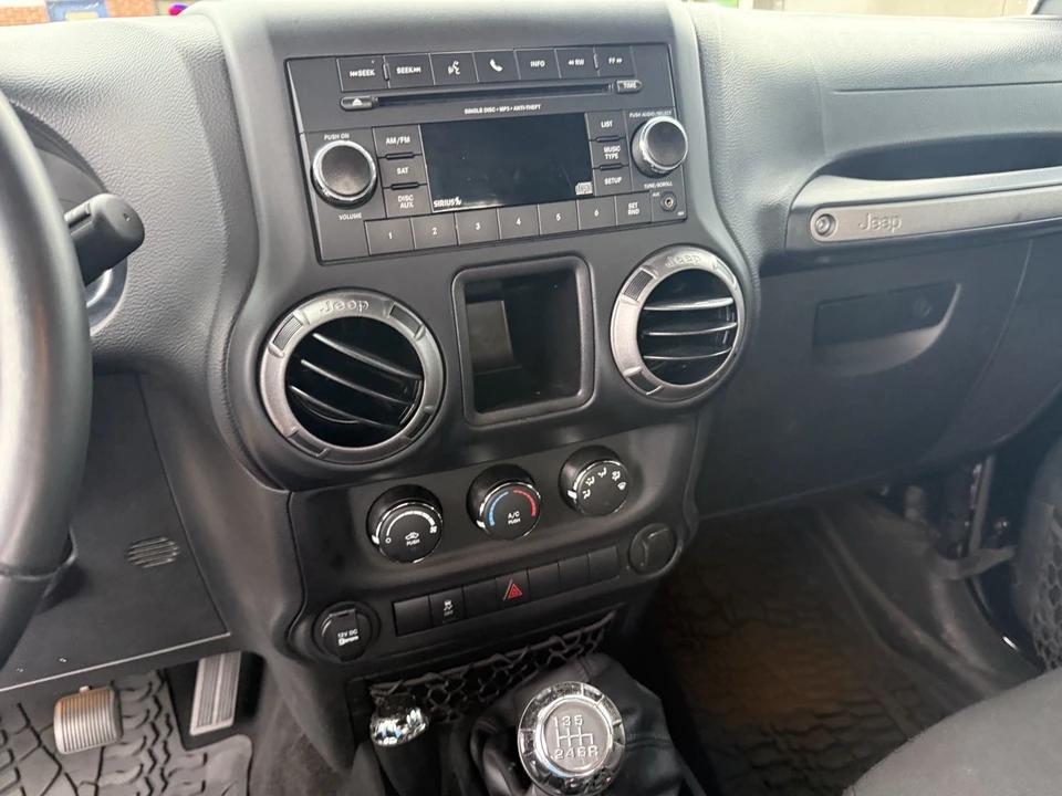 2017 Jeep JK Wrangler - Image 19 of 24