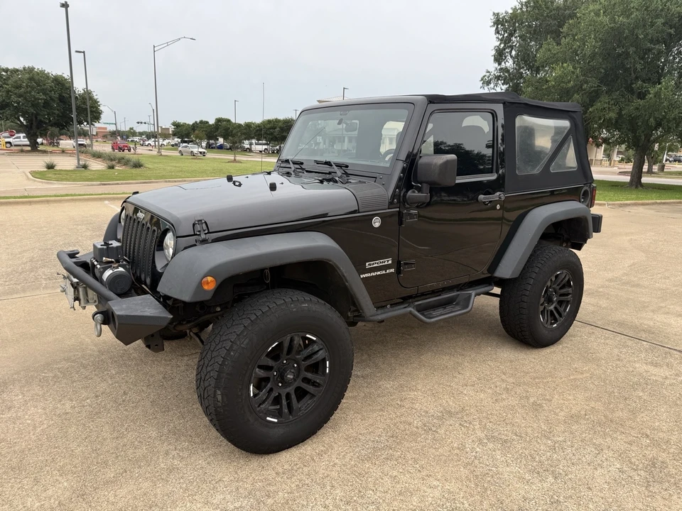 2017 Jeep JK Wrangler - Image 3 of 24