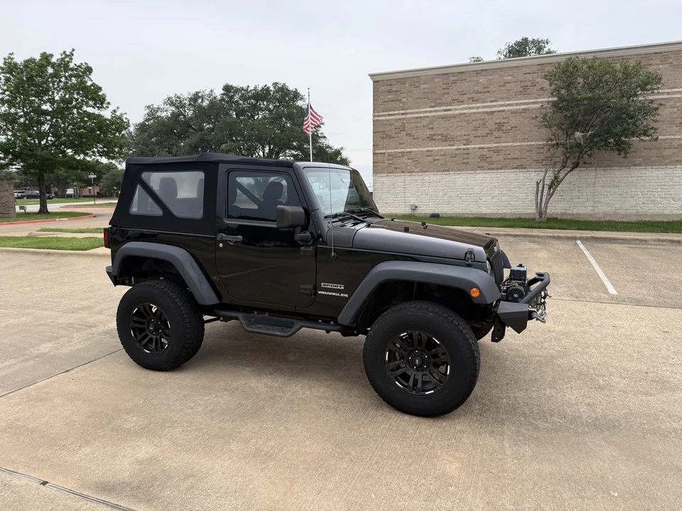 2017 Jeep JK Wrangler - Image 2 of 24