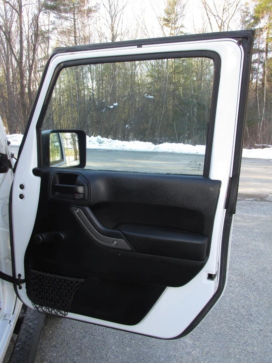 2017 Jeep JK Wrangler - Image 14 of 20