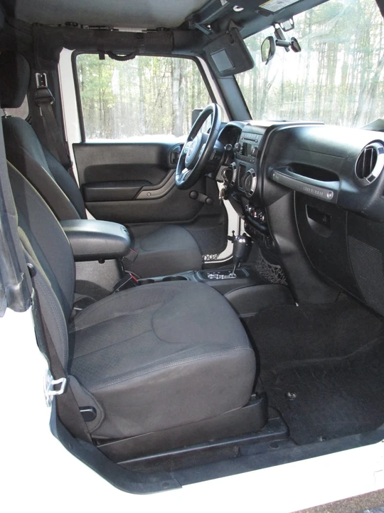 2017 Jeep JK Wrangler - Image 13 of 20