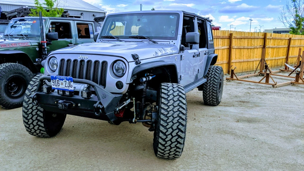 2017 Jeep JK Wrangler - Image 3 of 31
