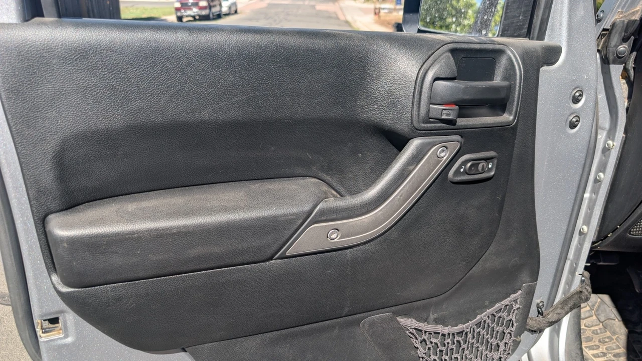 2017 Jeep JK Wrangler - Image 21 of 31
