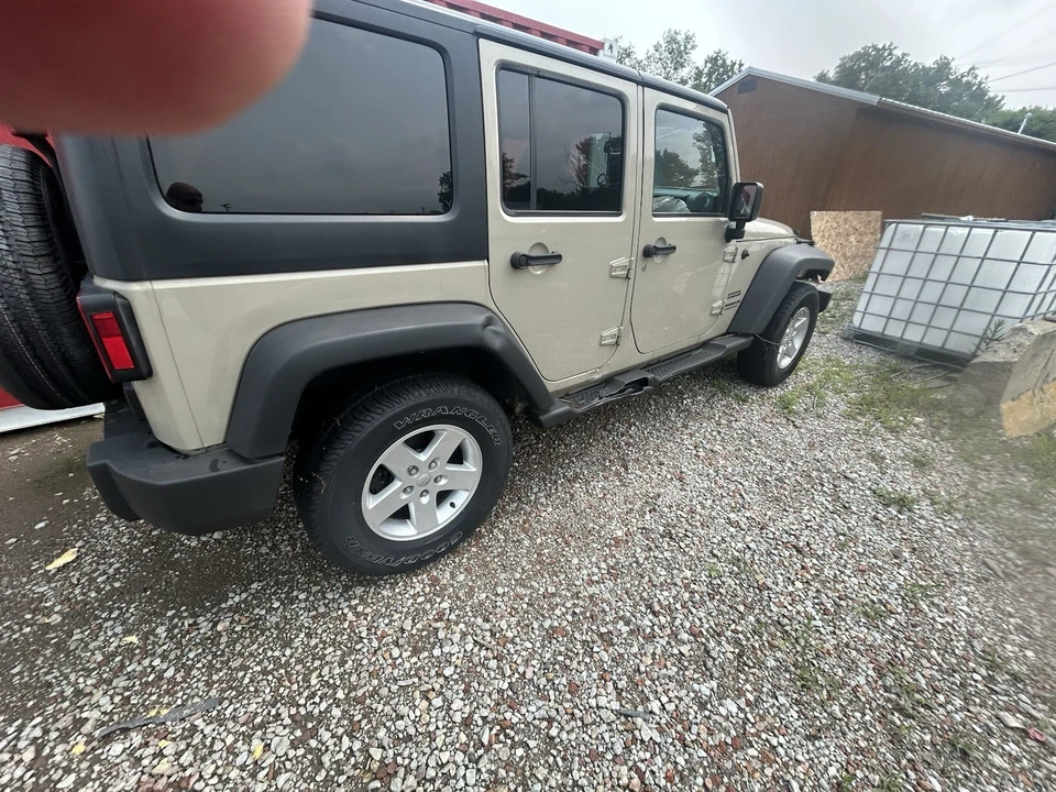 2017 Jeep JK Wrangler - Image 6 of 20