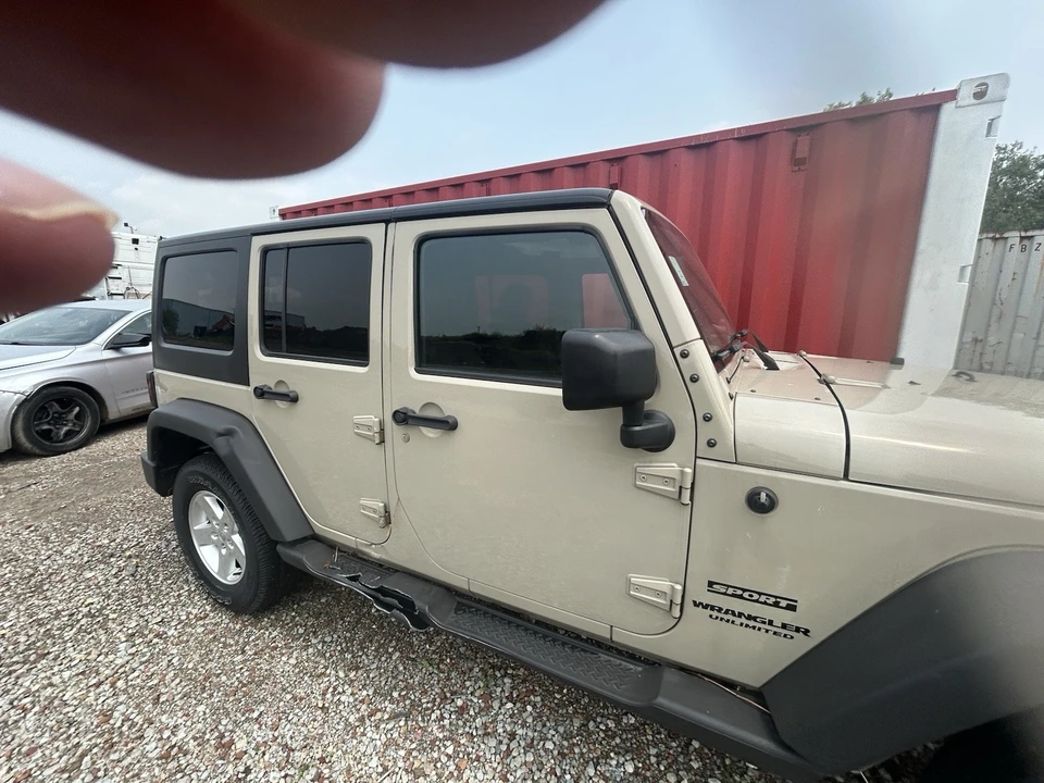 2017 Jeep JK Wrangler - Image 9 of 20