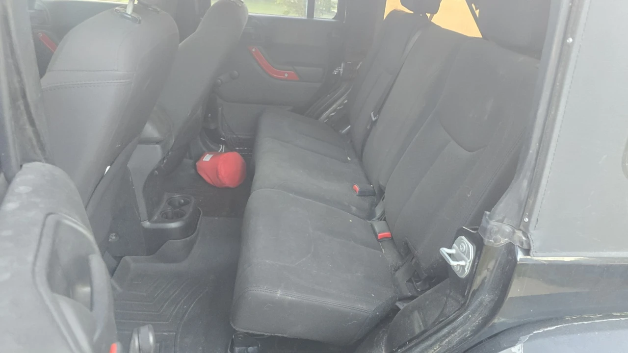 2017 Jeep JK Wrangler - Image 6 of 10