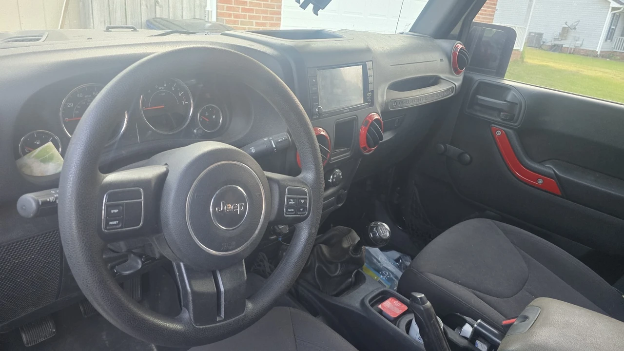 2017 Jeep JK Wrangler - Image 5 of 10