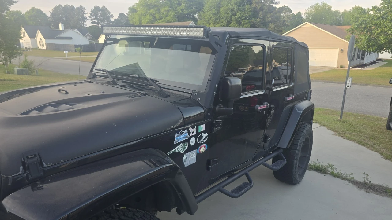 2017 Jeep JK Wrangler - Image 9 of 10