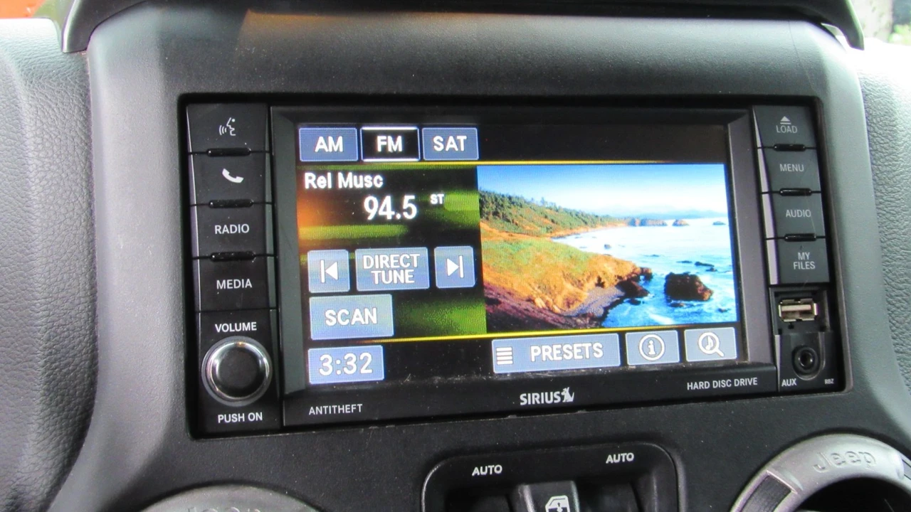 2017 Jeep JK Wrangler - Image 16 of 25