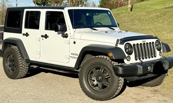 2017 Jeep JK Wrangler - Image 2 of 11