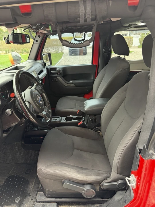 2017 Jeep JK Wrangler - Image 9 of 24