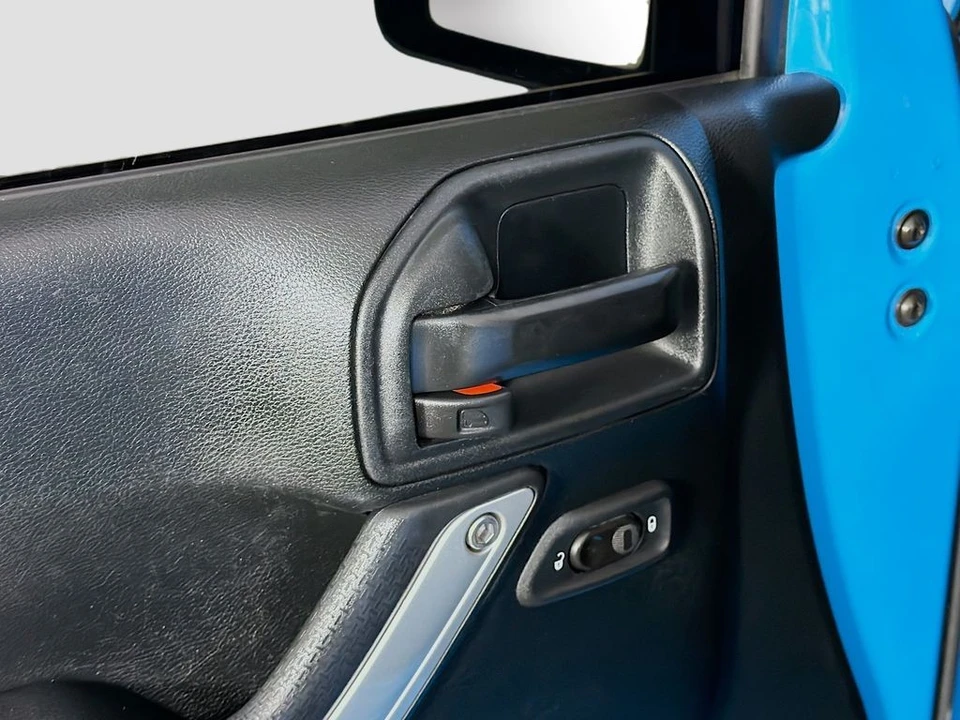 2017 Jeep JK Wrangler - Image 18 of 21