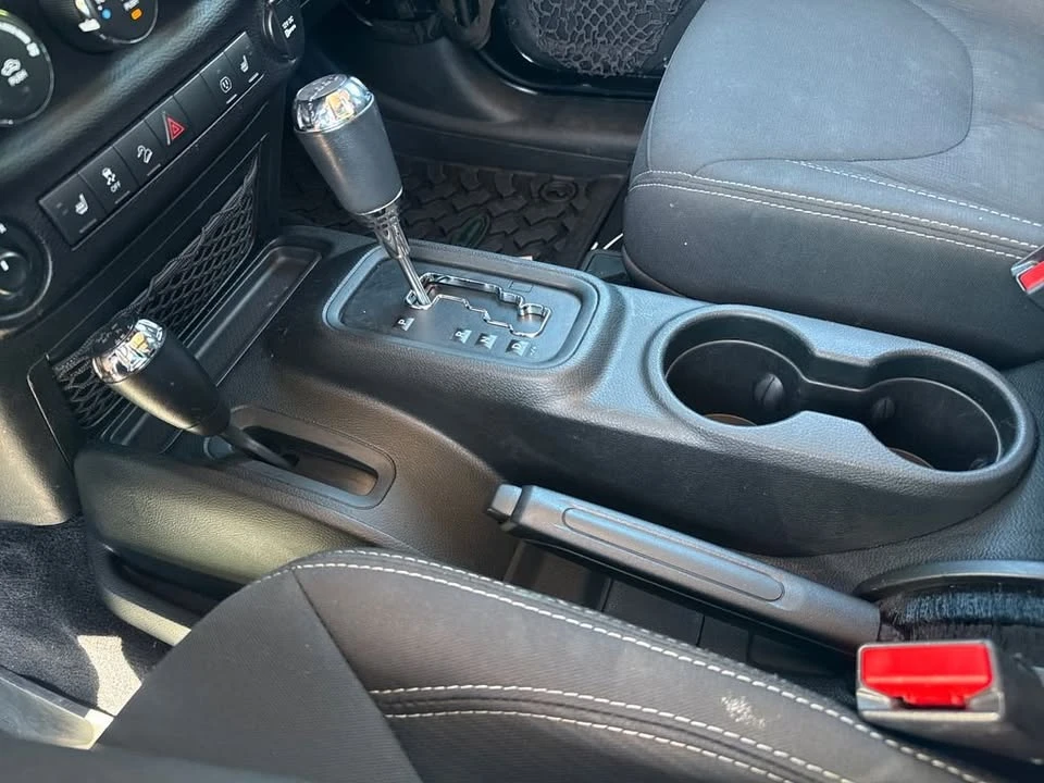 2017 Jeep JK Wrangler - Image 17 of 20
