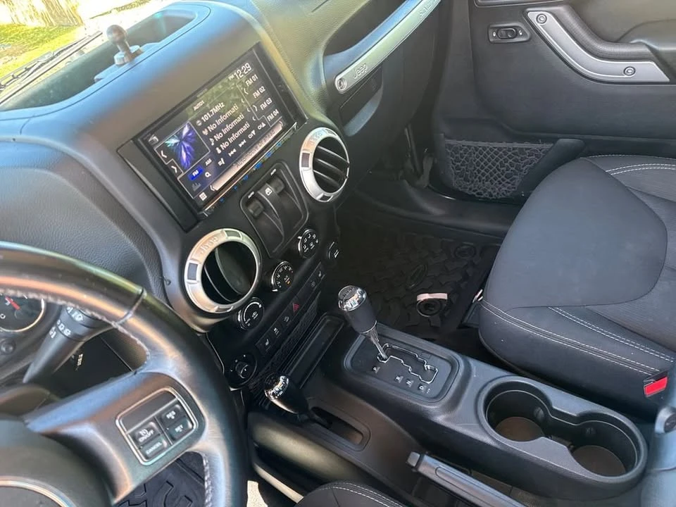 2017 Jeep JK Wrangler - Image 15 of 20