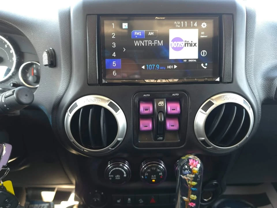 2017 Jeep JK Wrangler - Image 15 of 16