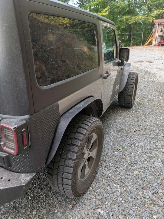 2017 Jeep JK Wrangler - Image 9 of 10