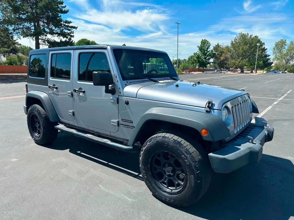 2017 Jeep JK Wrangler - Image 2 of 11