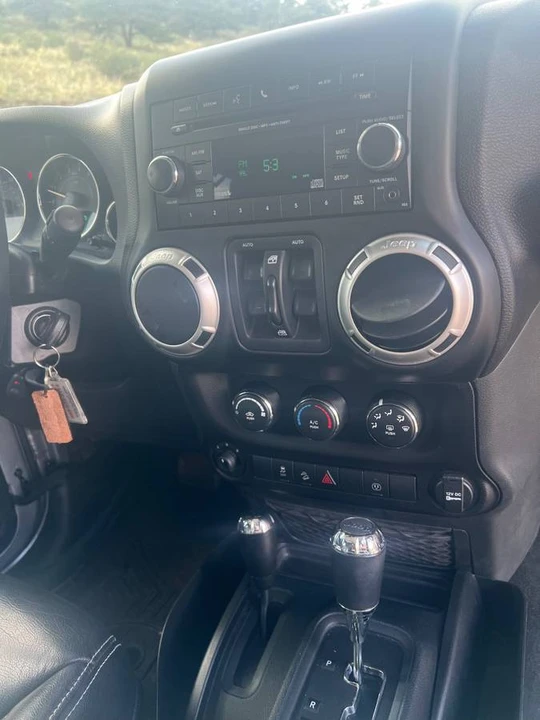 2017 Jeep JK Wrangler - Image 10 of 12