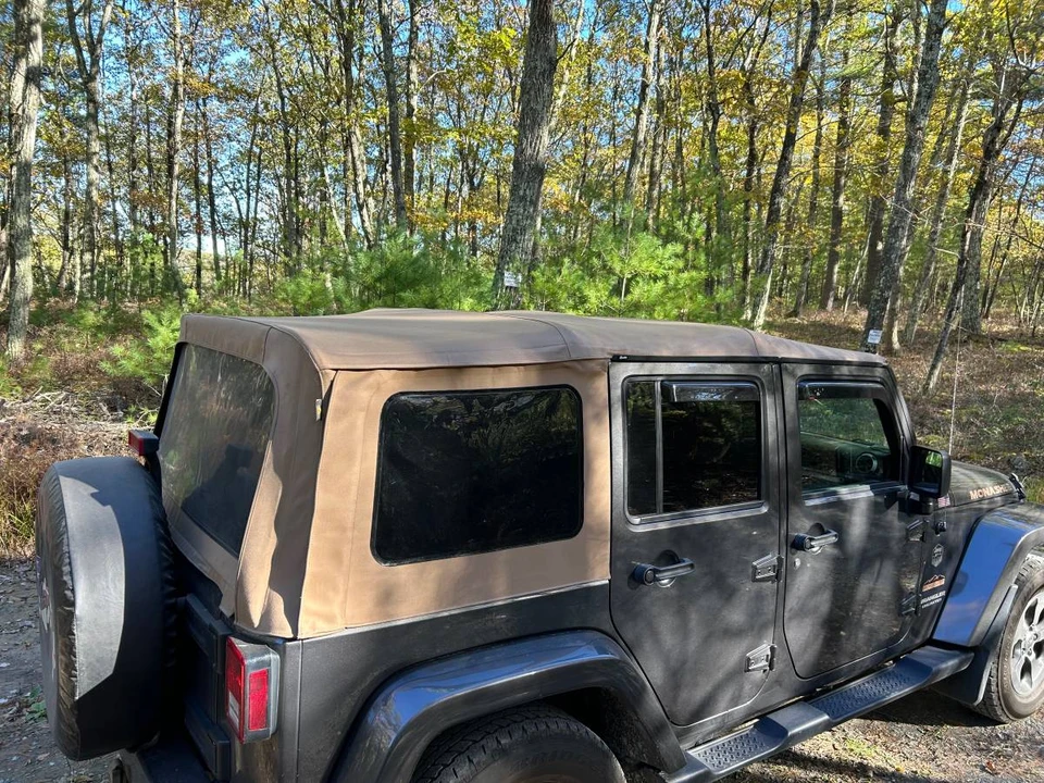 2017 Jeep JK Wrangler - Image 17 of 21