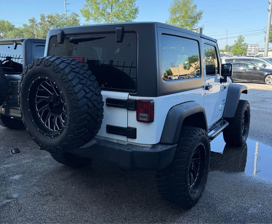 2017 Jeep JK Wrangler - Image 4 of 11